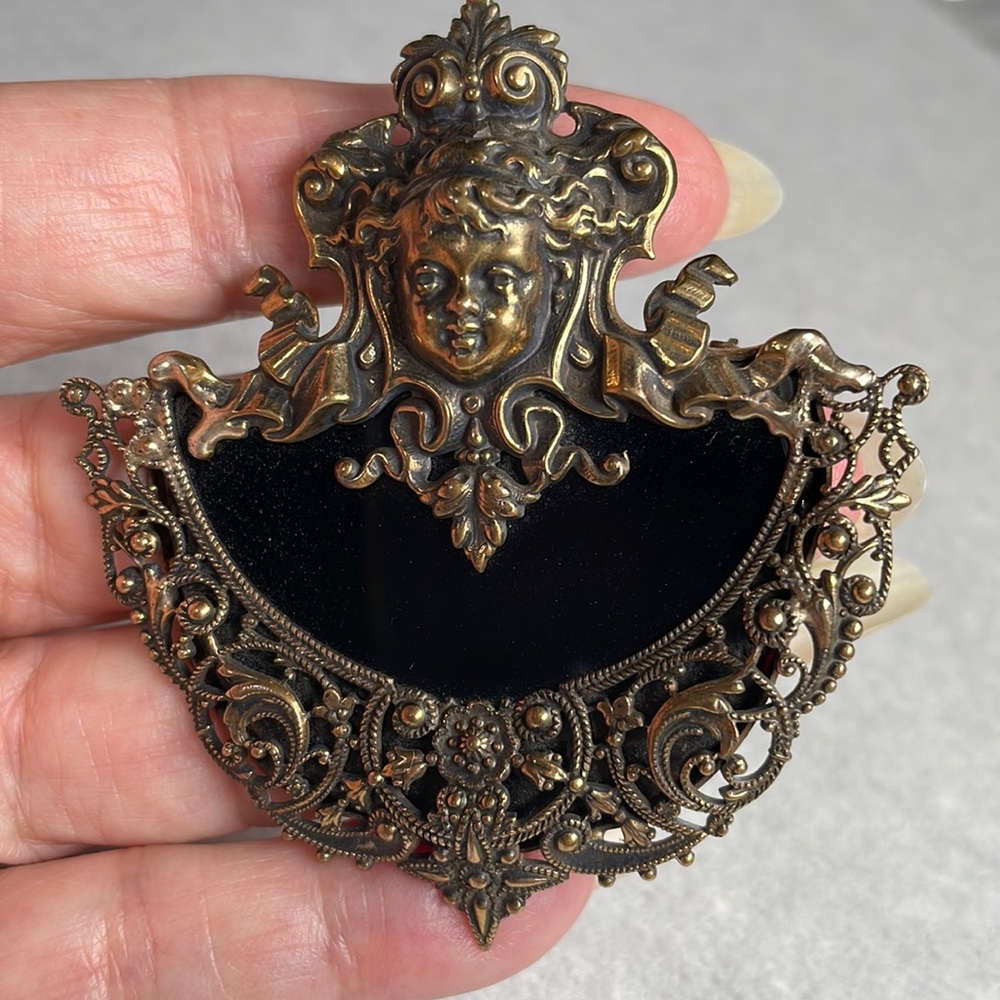 RENAISSANCE STYLE BROOCH BY THARROS BIJOUX IN ITALY